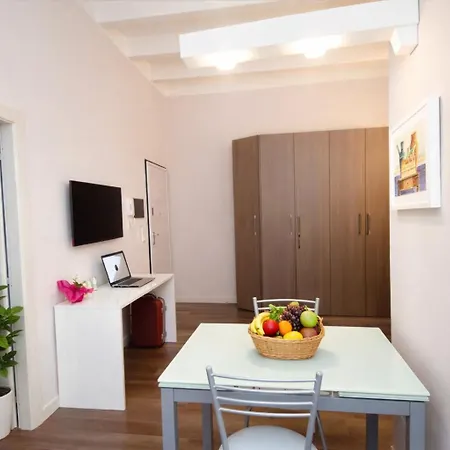 Palermo Inn Studios